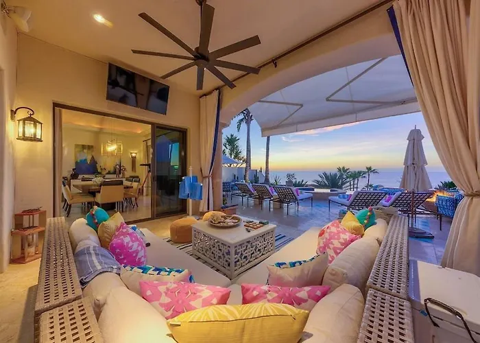 Luxurious 5bd Del Mar Palmilla Staffed&swimmable *
