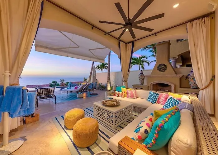 Luxurious 5bd Del Mar Palmilla Staffed And Swimmable Villa