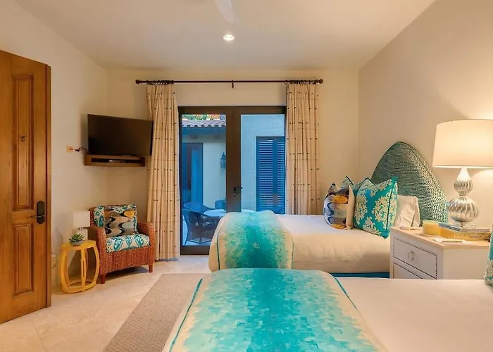 Villa Luxurious 5bd Del Mar Palmilla Staffed And Swimmable *