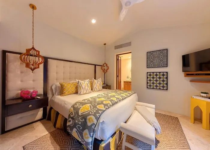 Luxurious 5bd Del Mar Palmilla Staffed And Swimmable Villa San Jose del Cabo